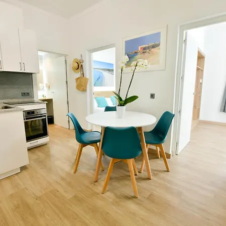 Estanques Apartment *