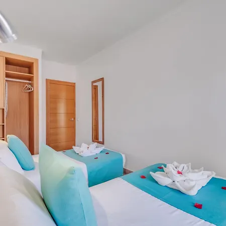 Estanques Colonia de Sant Jordi